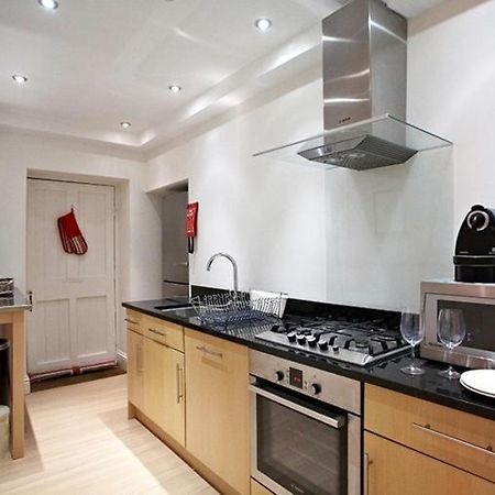The Courtyard Apartments No.8 Bath Luaran gambar